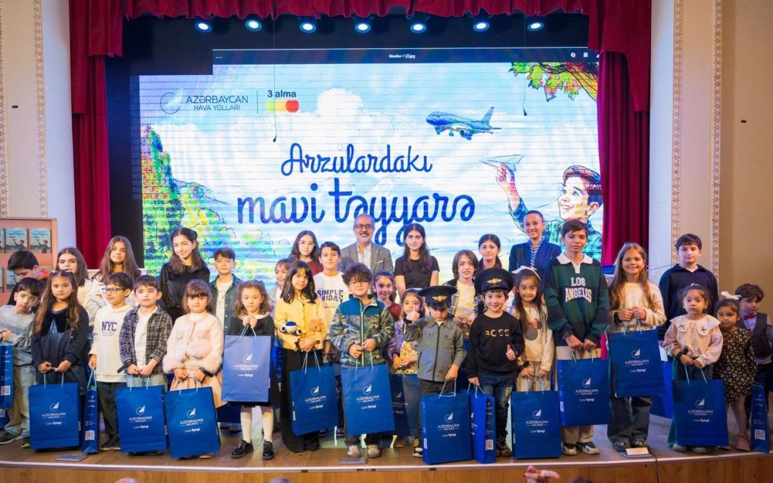 Xəyalla başlayan hekayə:  AZAL uşaqlar üçün kitab nəşr etdi - FOTO