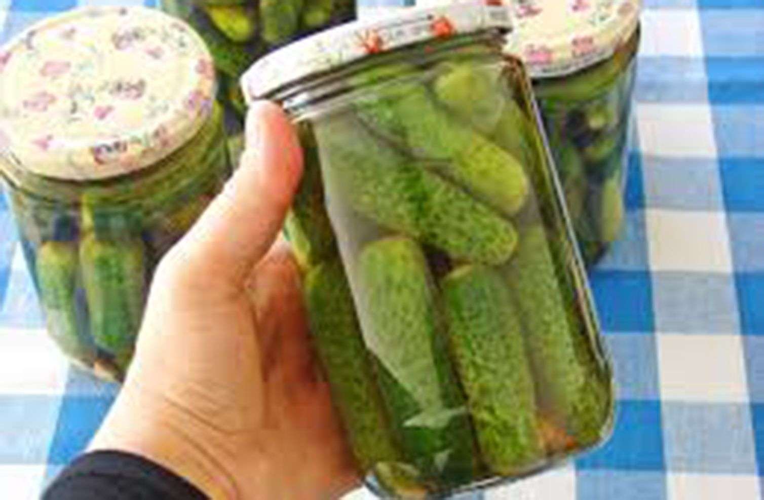 Bir ailənin 4 üzvü turşudan zəhərləndi – Gəlinin vəziyyəti ağırdır 