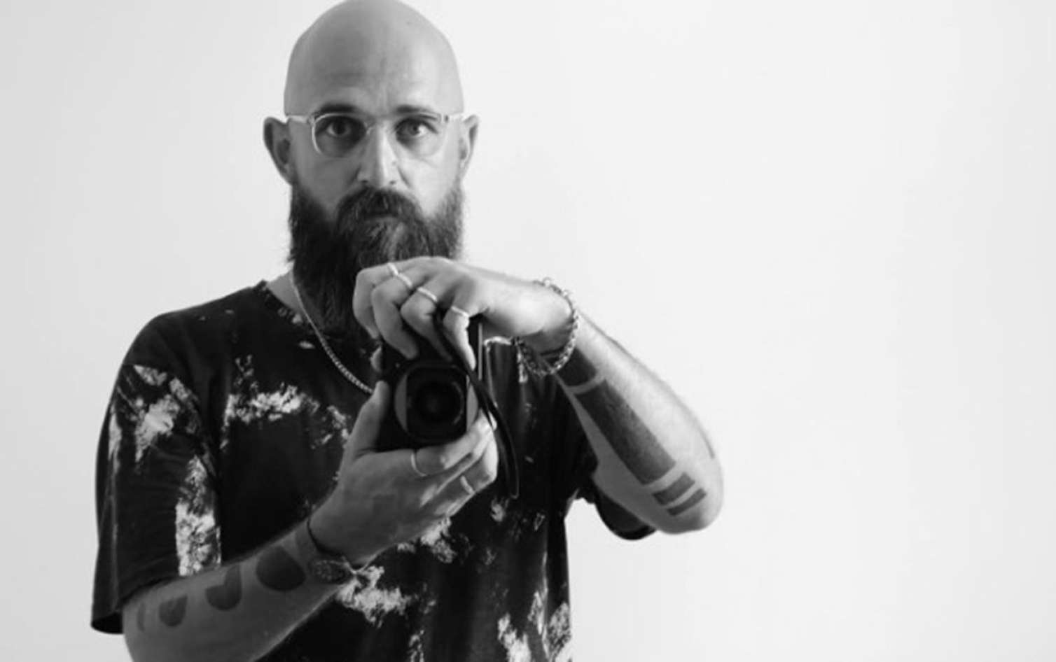 Dənizdə meyiti tapılan fotoqrafla bağlı təsirli paylaşım – FOTO 