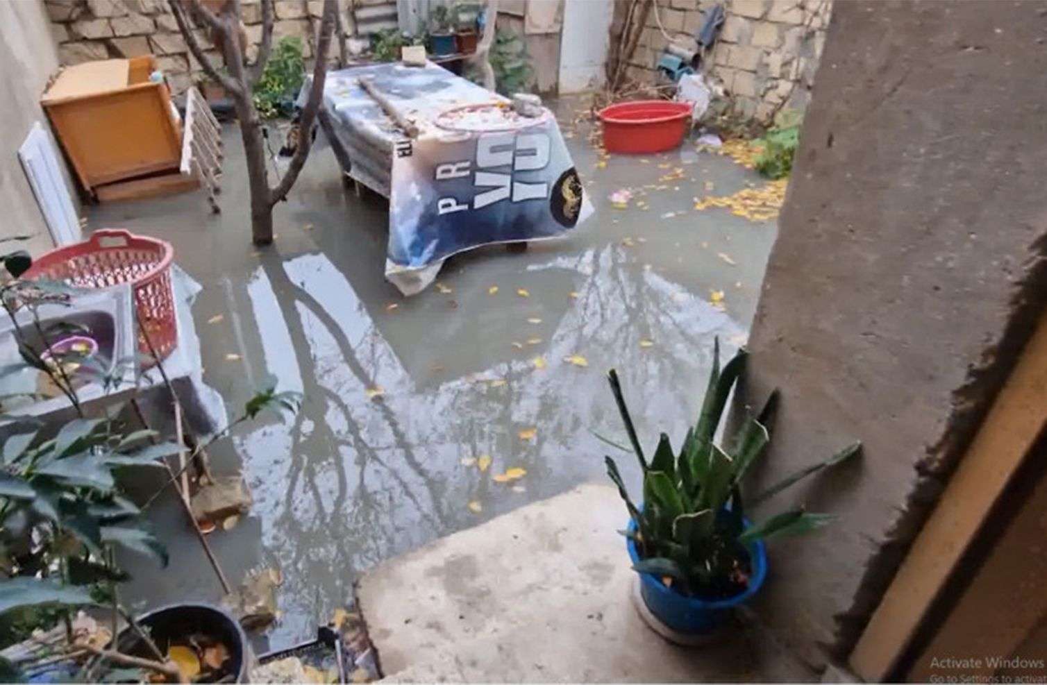 Hacı Zeynalabdin qəsəbəsində kanalizasiya PROBLEMİ – VİDEO 