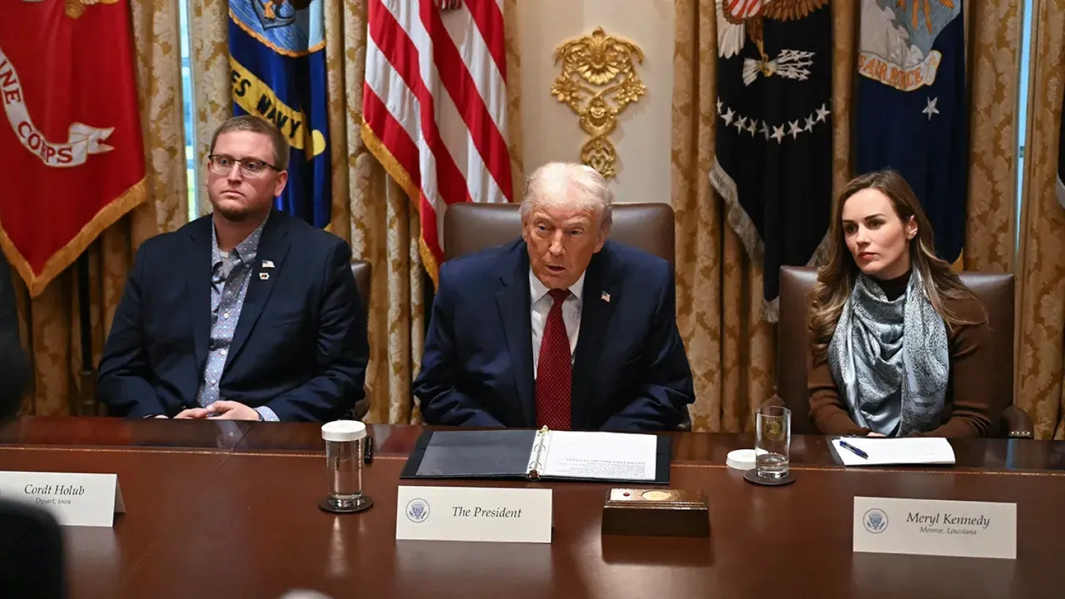 "Sən ən bezdirici müxbirsən" - Tramp  