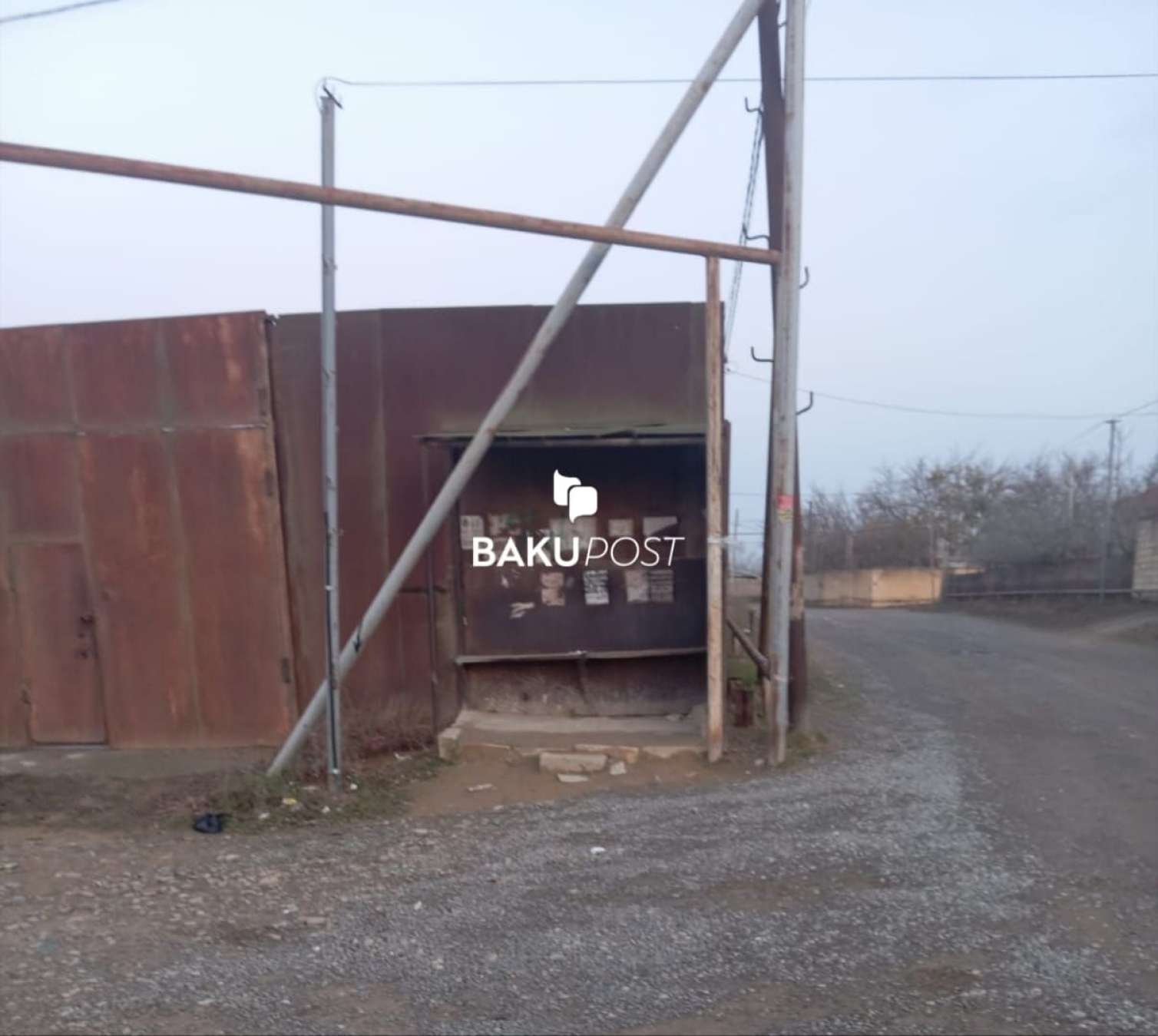 “Qurd dərəsi”nin quş damına bənzəyən dayanacaqları... - ŞİKAYƏT+ FOTO 