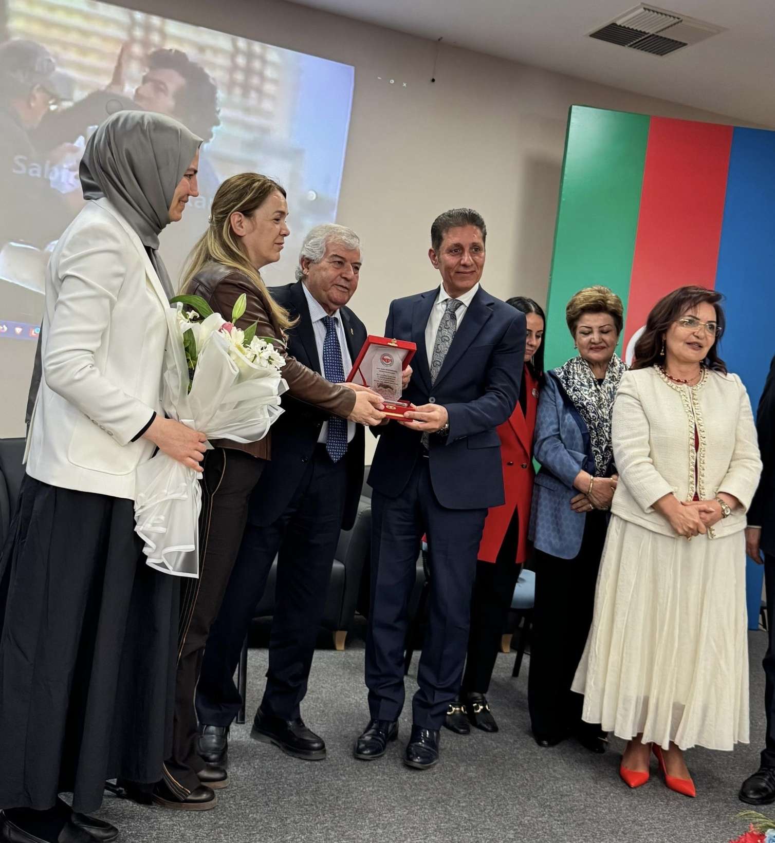 Ankarada Sabir Rüstəmxanlını duyğulandıran hadisə – Şəhidlikdə adına 80 ağac əkildi 