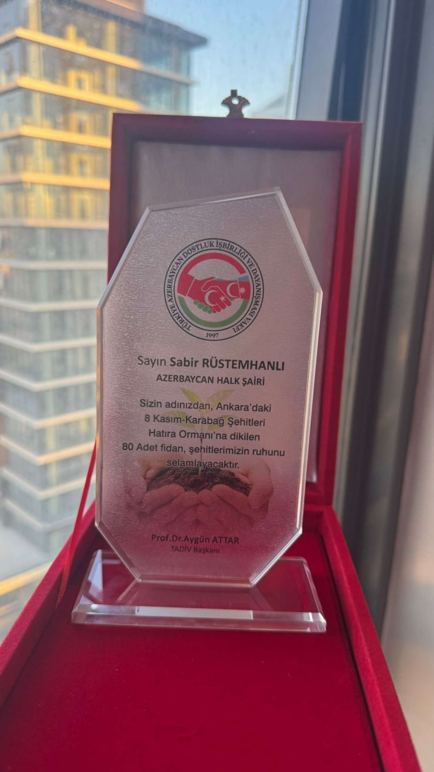 Ankarada Sabir Rüstəmxanlını duyğulandıran hadisə – Şəhidlikdə adına 80 ağac əkildi 