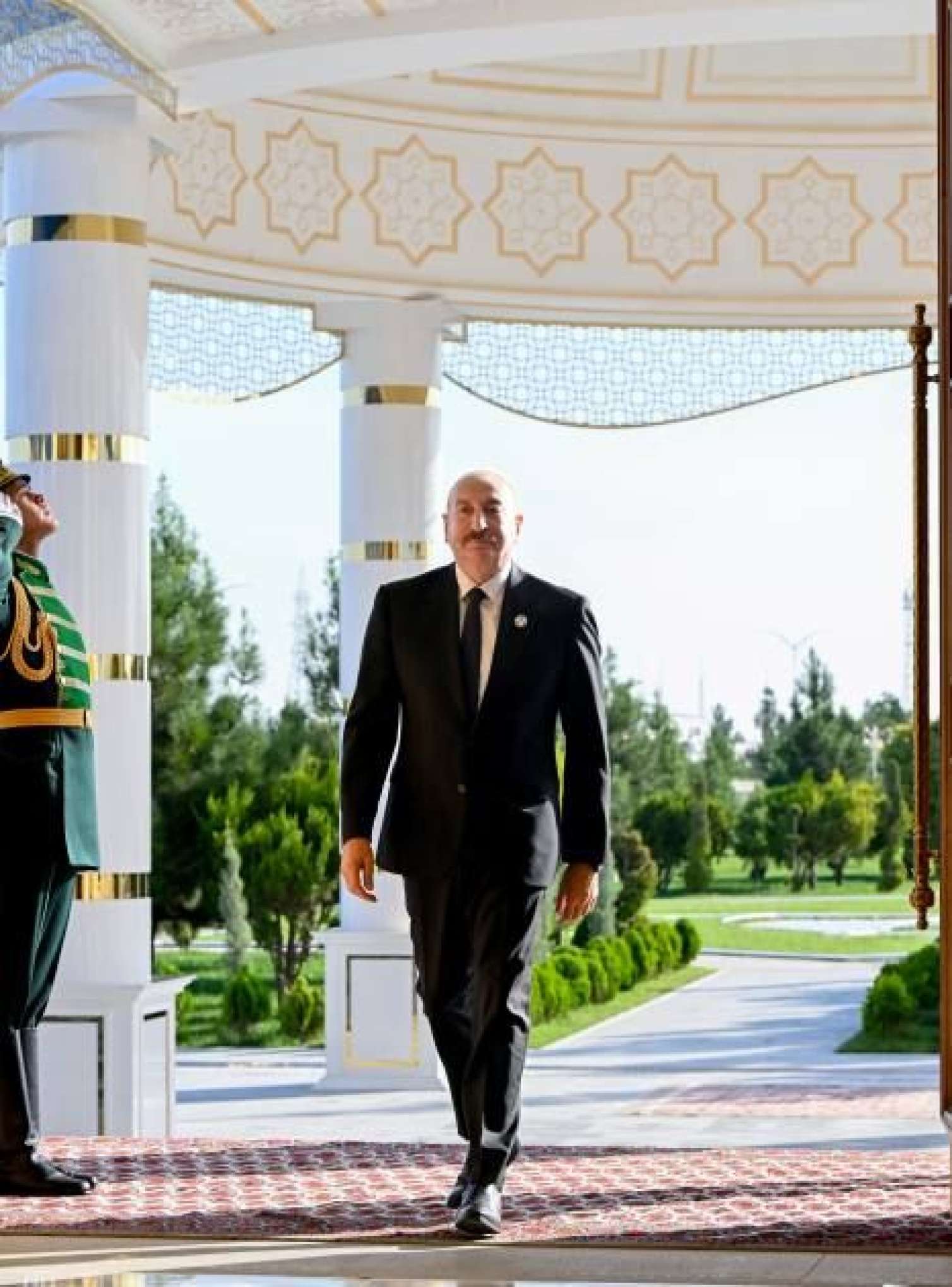 İlham Əliyev “Avaza” Kompleksinə gəldi 