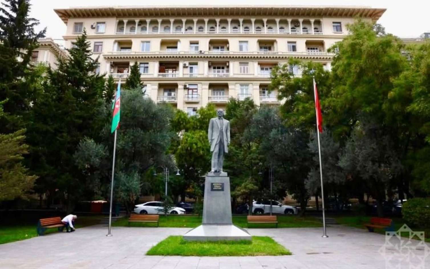Azərbaycan deputatları Atatürkün abidəsini ziyarət etdilər  - FOTO