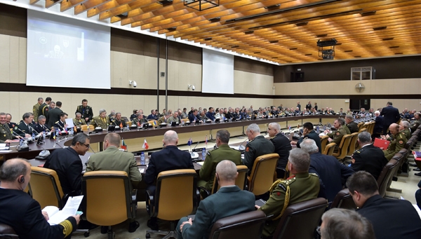Baş Qərargah rəisi NATO toplantısında -  FOTO 