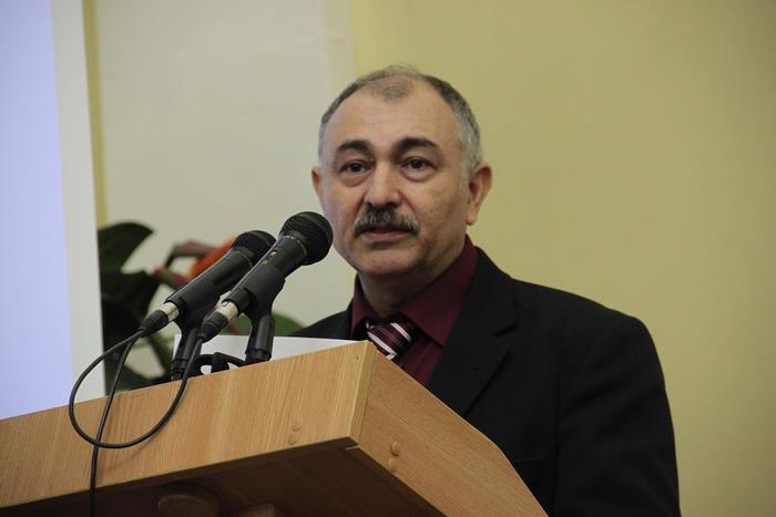 Səfirimiz Zərifə Əliyeva adına mərkəzi bağlatdırır -  Prezidentə müraciət