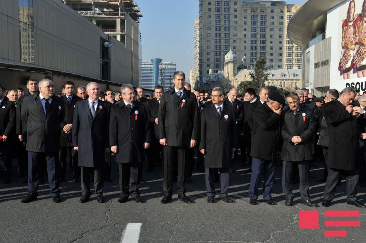 Bakıda prezidentin iştirakı ilə "Xocalı yürüşü" keçirilir -  FOTO