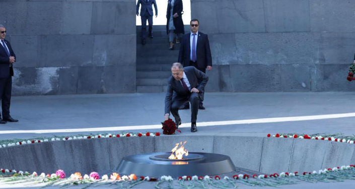 Sergey Lavrov İrəvanda  – Qondarma “erməni sıyqırımı” abidəsini ziyarət edib