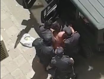 Polisin başına zibil atanlar həbs edildi -