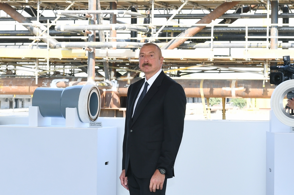 Prezident təməlqoyma mərasimində iştirak etdi - FOTOLAR - Yenilənib Prezident təməlqoyma mərasimində iştirak etdi - FOTOLAR - Yenilənib