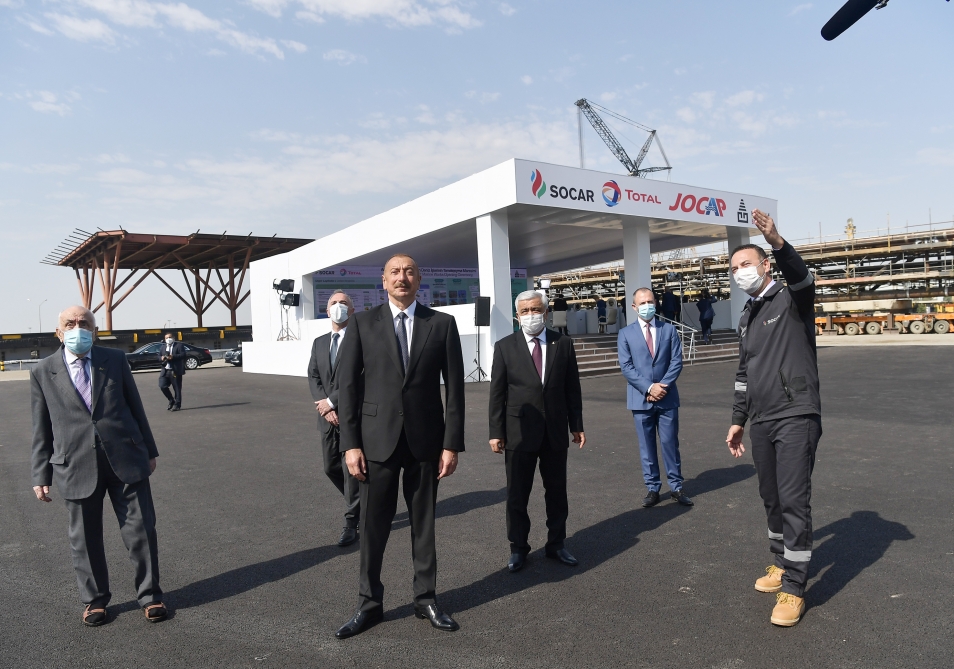 Prezident təməlqoyma mərasimində iştirak etdi - FOTOLAR - Yenilənib Prezident təməlqoyma mərasimində iştirak etdi - FOTOLAR - Yenilənib