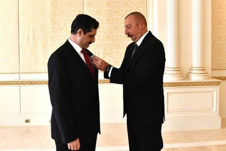 Prezident Türkiyə səfirini qəbul etdi - YENİLƏNİB-FOTOLAR Prezident Türkiyə səfirini qəbul etdi - YENİLƏNİB-FOTOLAR