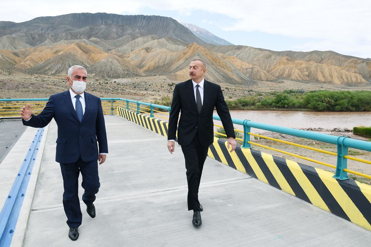 Prezident Su Elektrik Stansiyasının tikintisi ilə tanış oldu - YENİLƏNDİ Prezident Su Elektrik Stansiyasının tikintisi ilə tanış oldu - YENİLƏNDİ