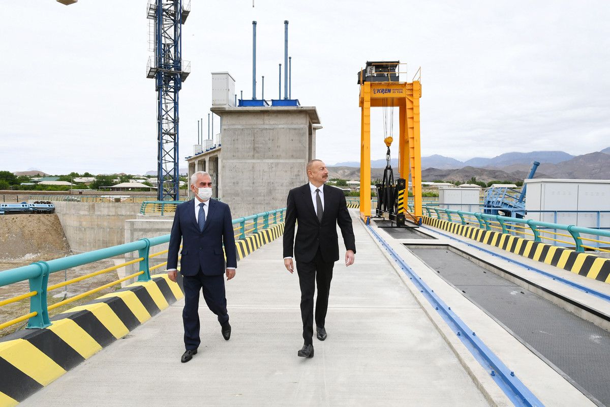 Prezident Su Elektrik Stansiyasının tikintisi ilə tanış oldu - YENİLƏNDİ Prezident Su Elektrik Stansiyasının tikintisi ilə tanış oldu - YENİLƏNDİ