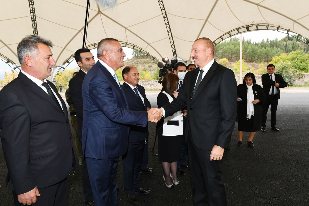 Prezident və xanımı ictimaiyyət nümayəndələri ilə görüşdü -  FOTOLAR