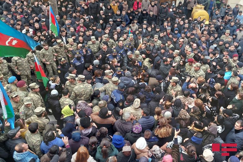 Şəhid Natiq Əliyevlə vida mərasimi - FOTOLAR Şəhid Natiq Əliyevlə vida mərasimi - FOTOLAR