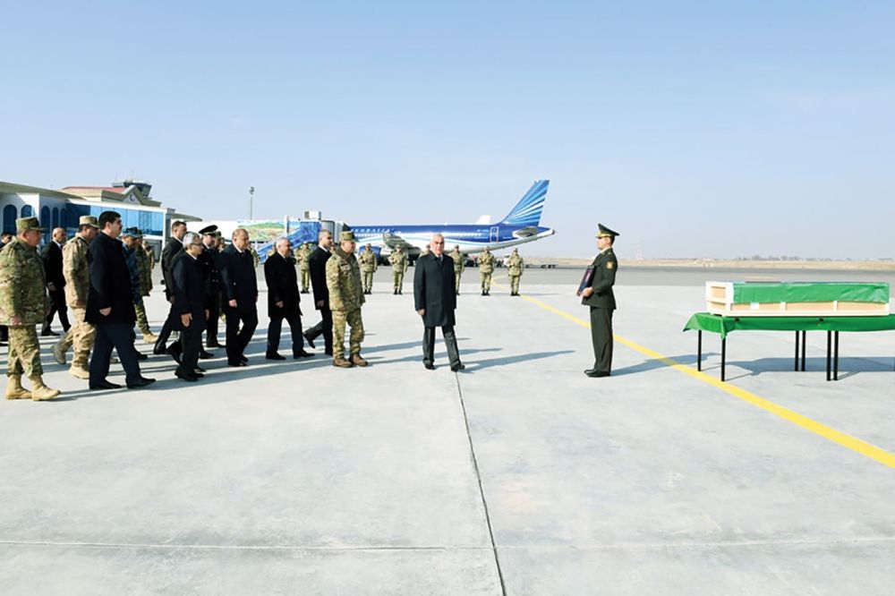 Şəhidin nəşi Naxçıvana çatdırıldı -  FOTOLAR