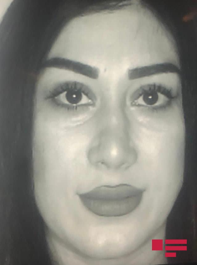 Masazırda qəza: sərxoş youtuber qadın avtomobili qaçırdı - FOTO