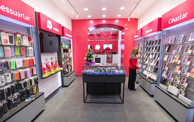 “Nar” Bakıda yenilənmiş mağazalarını təqdim etdi -  FOTO