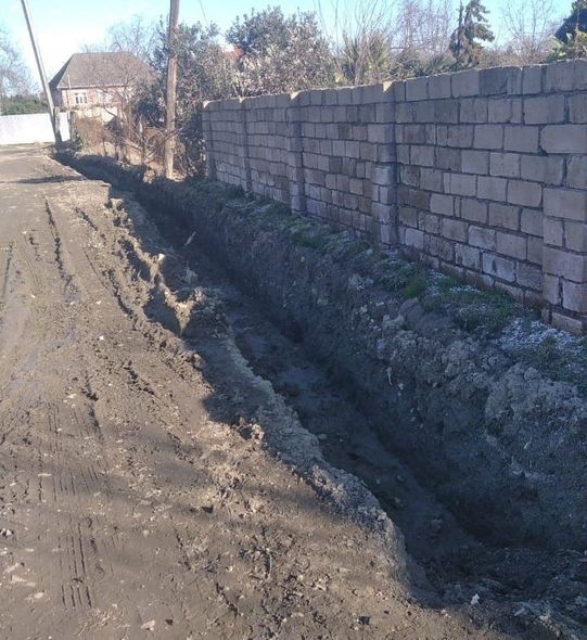 Astaranın çökmüş yolları: “Küçələr cəhənnəmi xatırladır” - FOTO Astaranın çökmüş yolları: “Küçələr cəhənnəmi xatırladır” - FOTO