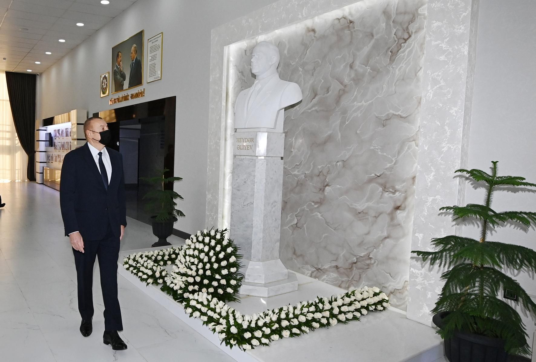 Prezident AZƏRTAC-ın yeni binasında - YENİLƏNİB - FOTO Prezident AZƏRTAC-ın yeni binasında - YENİLƏNİB - FOTO