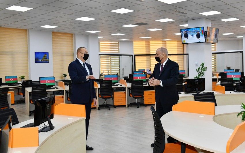 Prezident AZƏRTAC-ın yeni binasında - YENİLƏNİB - FOTO Prezident AZƏRTAC-ın yeni binasında - YENİLƏNİB - FOTO