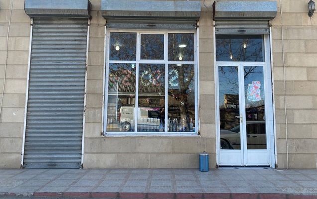 Vaxtı keçmiş spirtli içkilər satan şərab evi aşkarlandı 