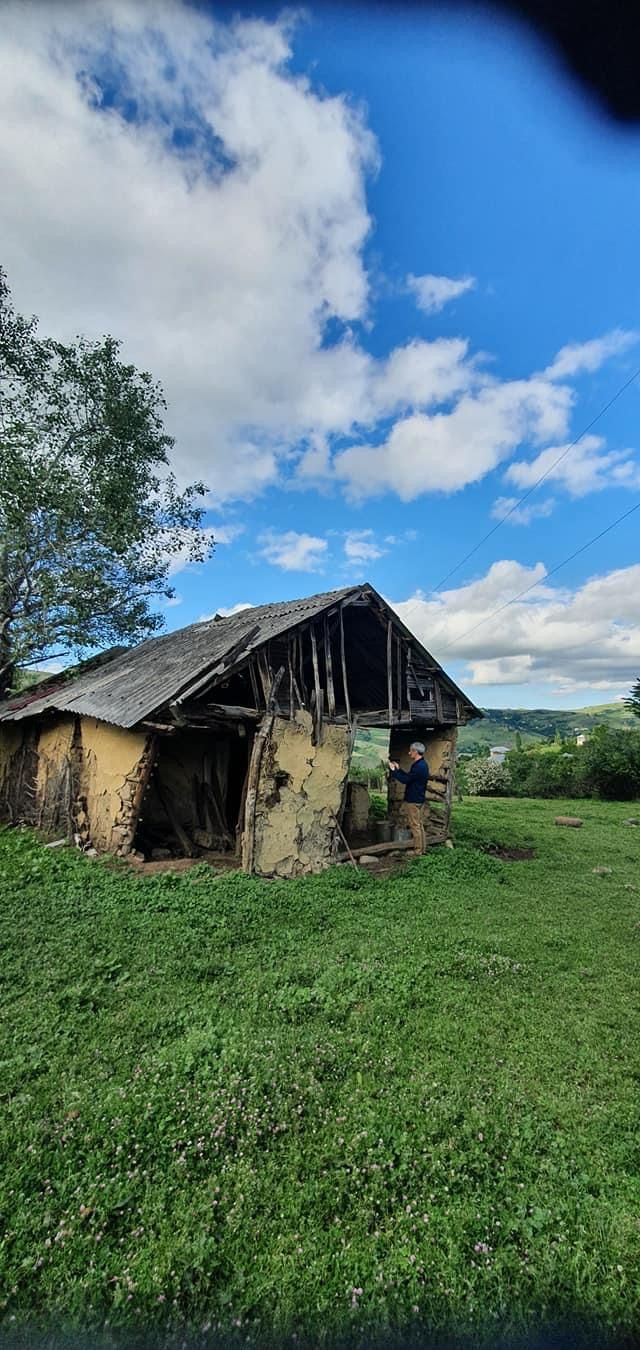 Fransa səfiri Yardımlıya getdi, ot biçdi - FOTO 