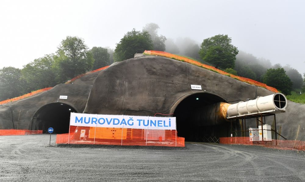 Prezident Göygöldə inşa edilən iki tunelin tikintisi ilə tanış oldu -  FOTO