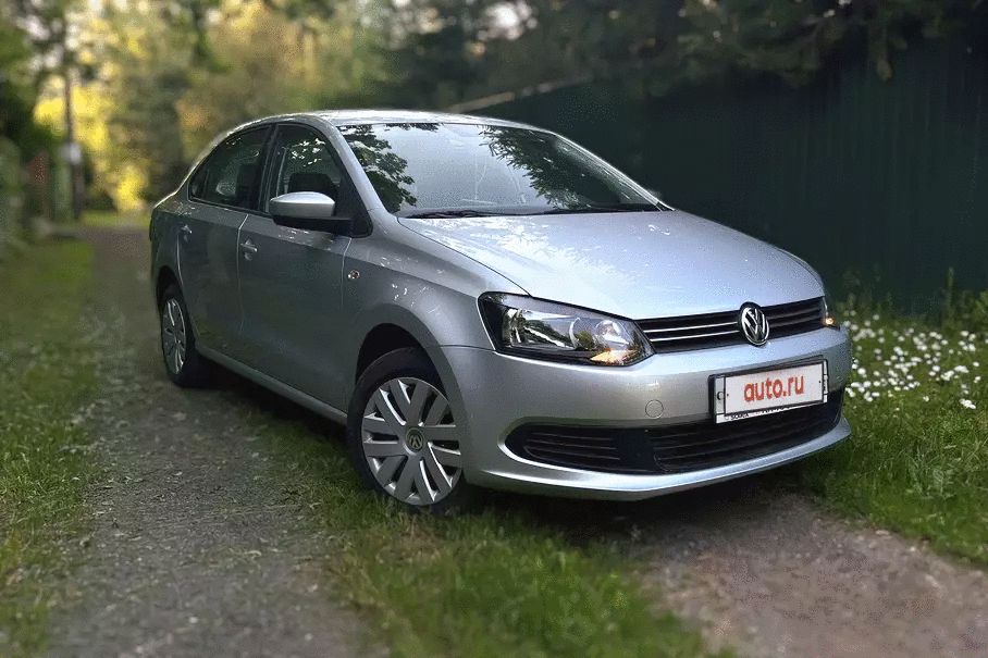Alınan gündən 10 il qarajda “yatan” "Volkswagen" satılır - Qiymət -  FOTO