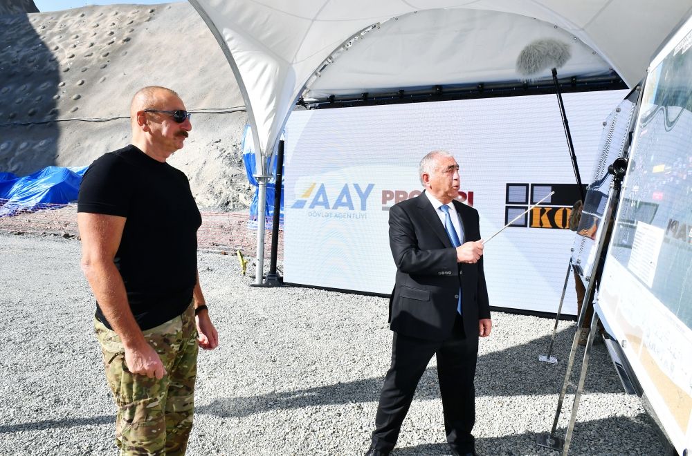 Prezident Kəlbəcər-Laçın yolunda yeni inşa edilən tunellə tanış oldu - FOTOLAR 