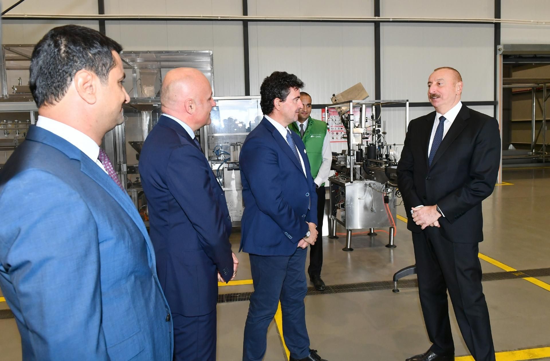 Prezident zeytun zavodunun açılışında - YENİLƏNİB - FOTO