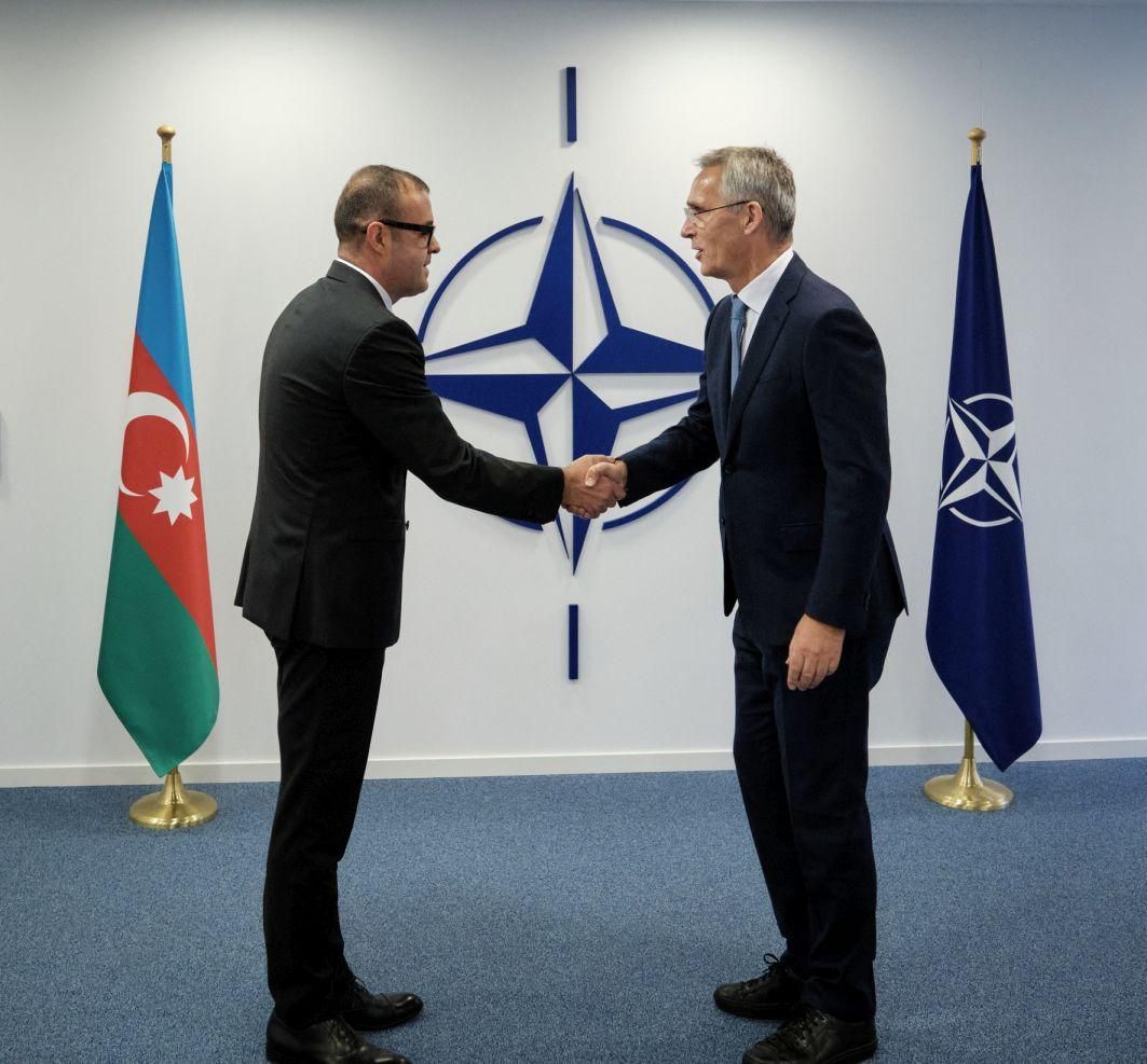 Stoltenberq NATO-dakı nümayəndəmizin etimadnaməsini qəbul etdi - FOTO 