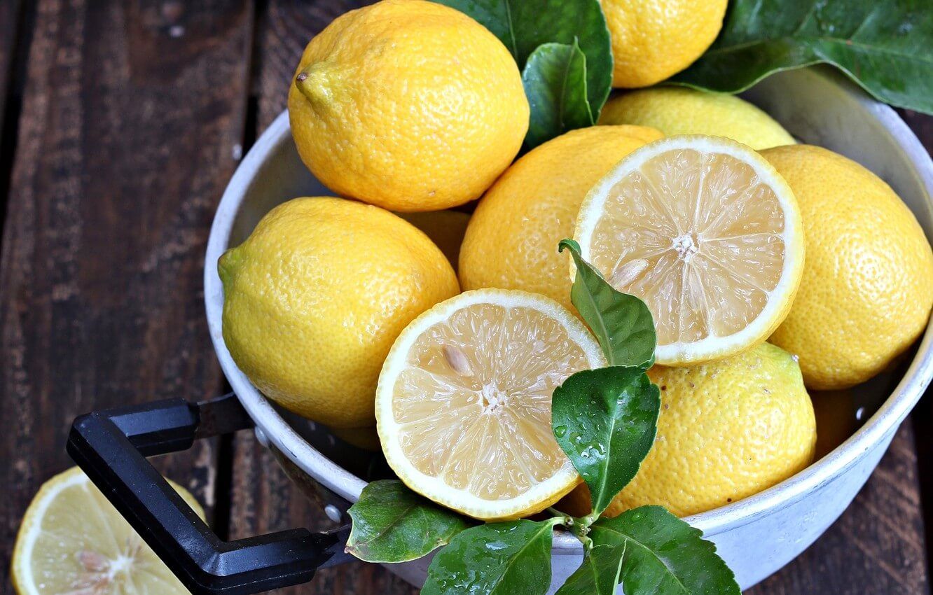 Limonun bilinməyən sirri: Yuxusuz gecələrin dərmanıdır
