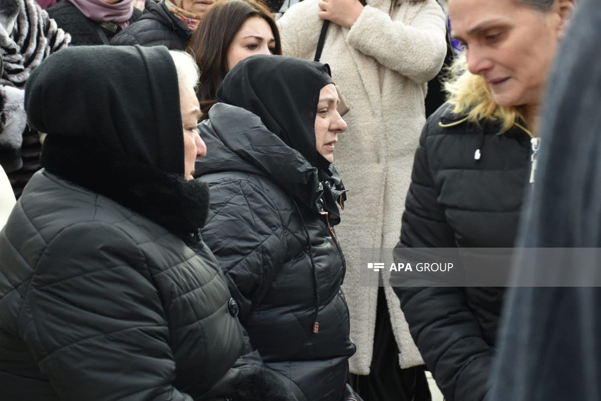 Проходит церемония прощания с Тунзалей Алиевой – ФОТО 