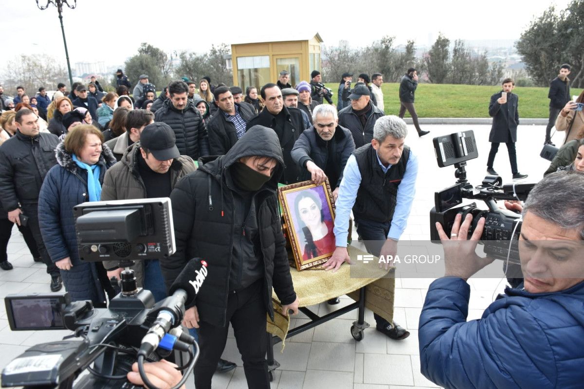 Проходит церемония прощания с Тунзалей Алиевой – ФОТО 