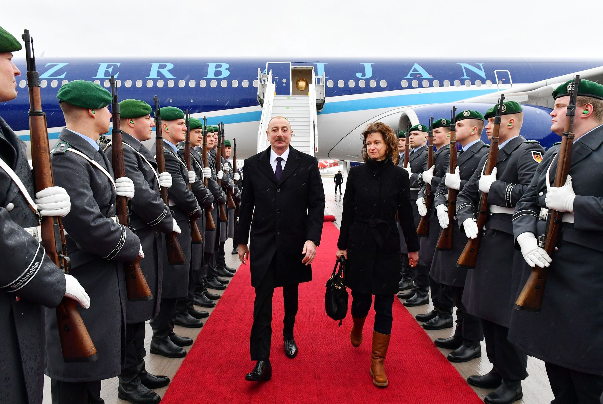 Prezident Almaniyaya getdi -  FOTO