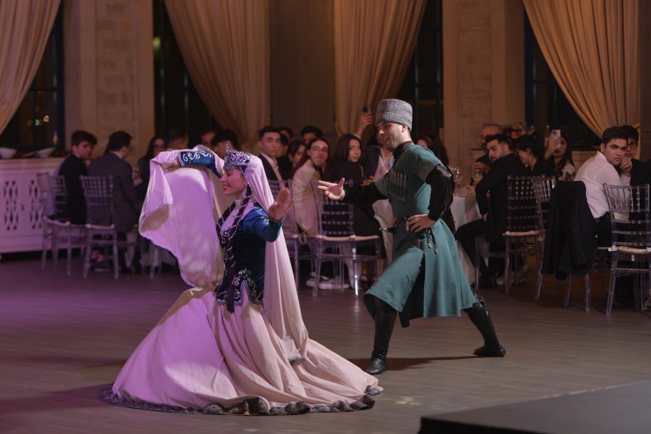 “Azərlotereya”nın şəhid övladları ilə “Novruz” görüşü -  FOTO