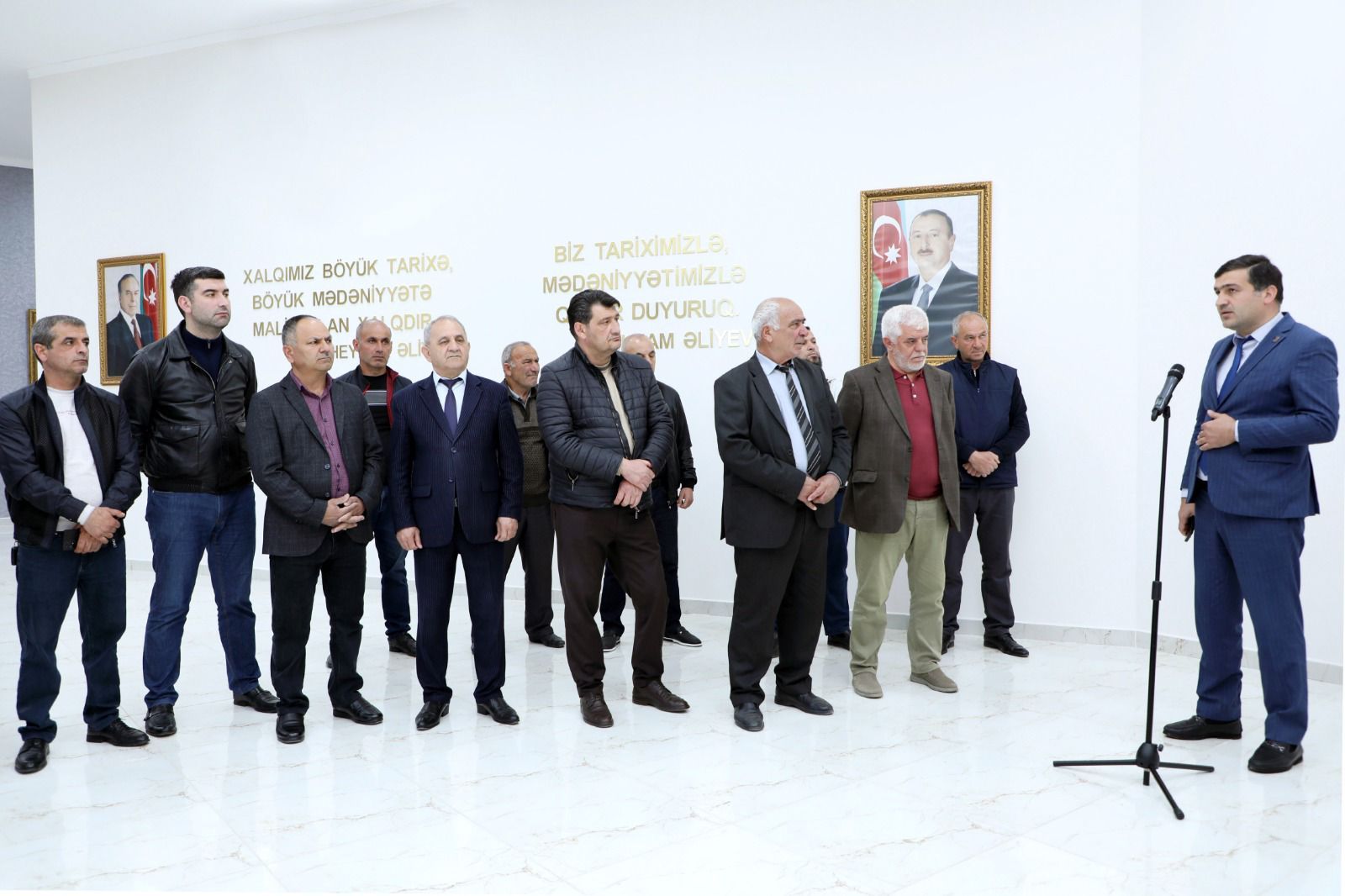 Ağsudakı sahibkarlar "Açıq mikrofon"da müraciətlərini ünvanladılar -  FOTO