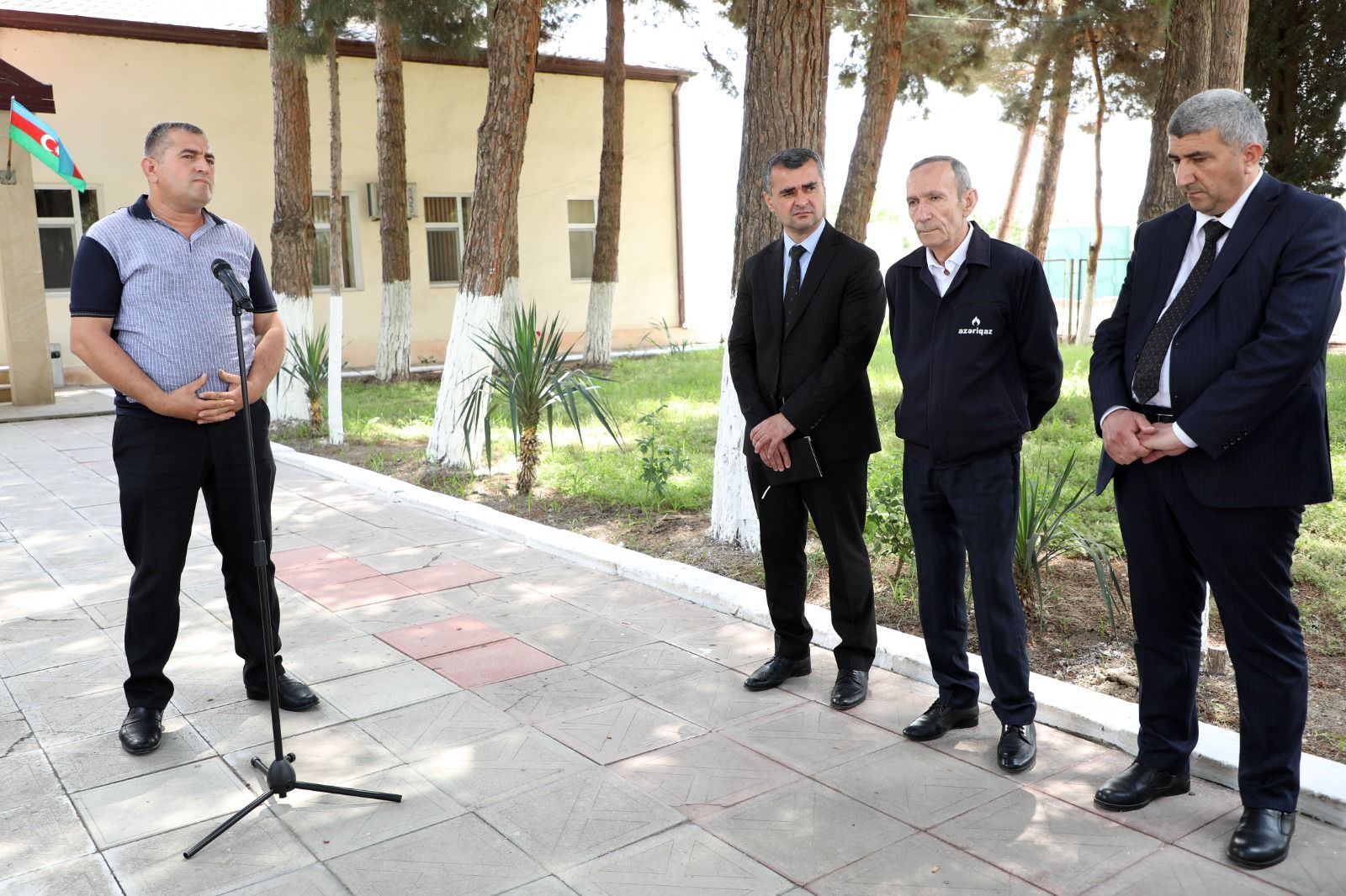 Hacıqəhrəmanlı qəsəbəsinin sahibkarları "Açıq mikrofon"da -  FOTO