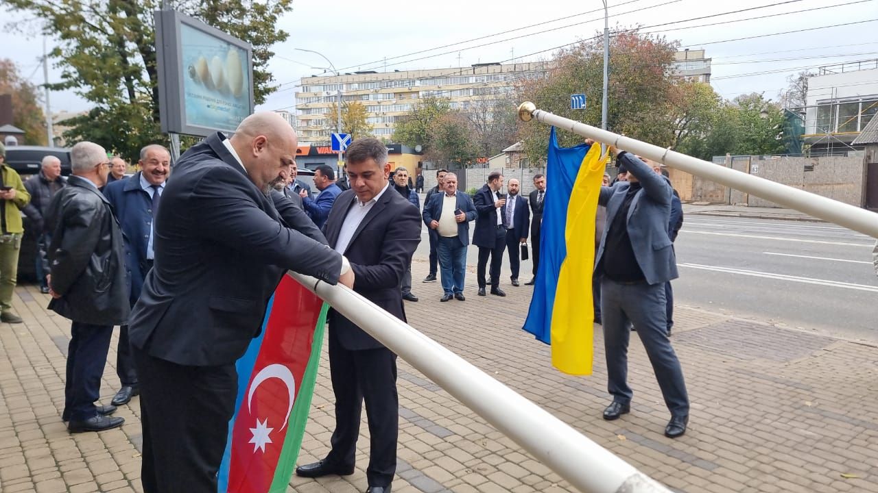 Diasporumuz Ukraynadakı “Azərbaycan evi”ni bərpa etdi -  FOTO-VİDEO