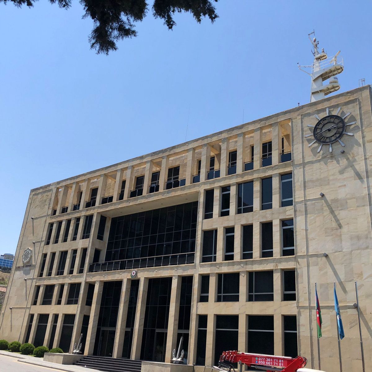 Zəlzələ limanlarda iş prosesinə təsir etməyib
