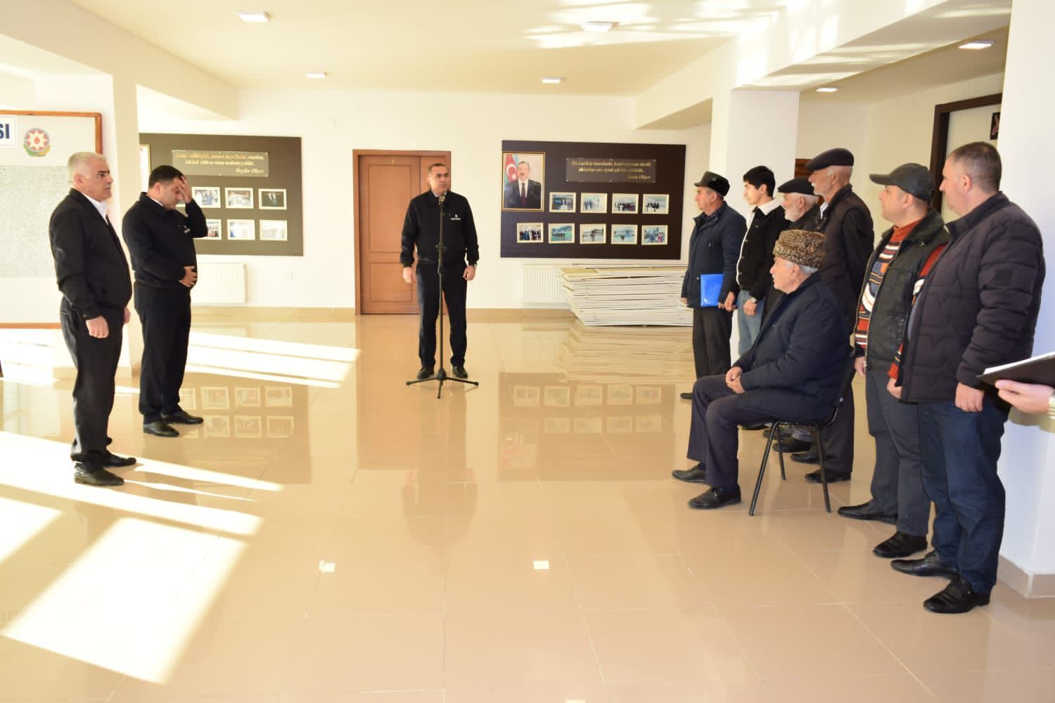 Həftənin sonuncu “Açıq mikrofon” aksiyasında 7 müraciət ünvanlandı 