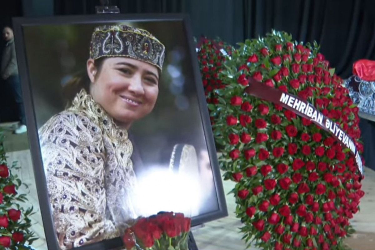 Aygün Bəylərlə vida mərasimi başa çatdı -  Yenilənib-FOTO