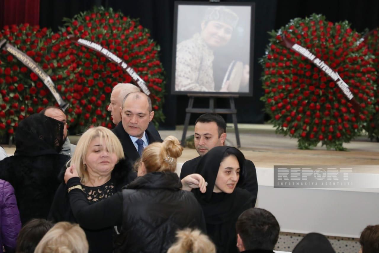 Aygün Bəylərlə vida mərasimi başa çatdı -  Yenilənib-FOTO