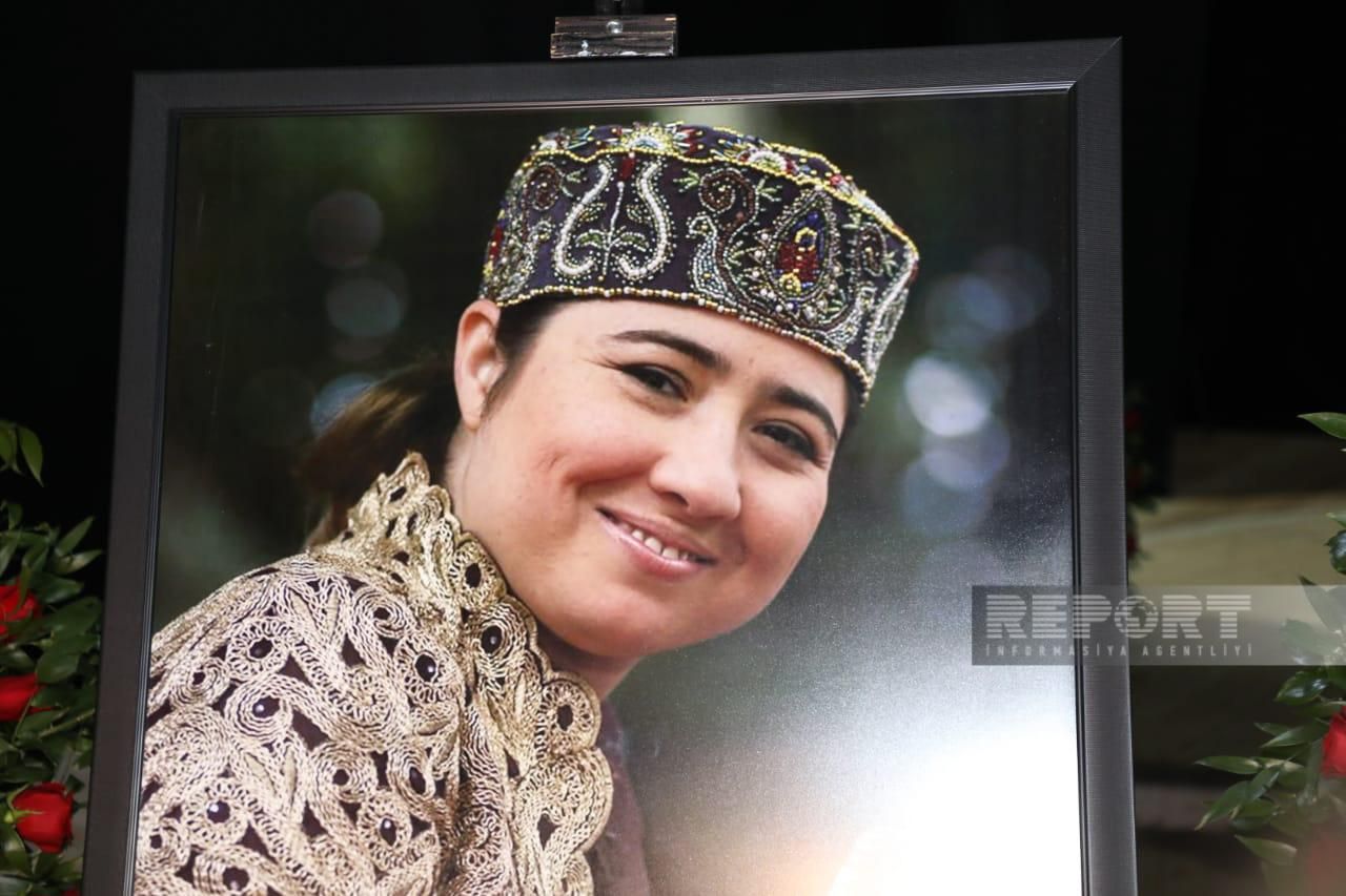 Aygün Bəylərlə vida mərasimi başa çatdı -  Yenilənib-FOTO