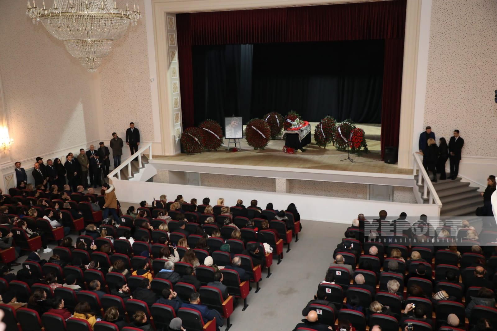 Aygün Bəylərlə vida mərasimi başa çatdı -  Yenilənib-FOTO