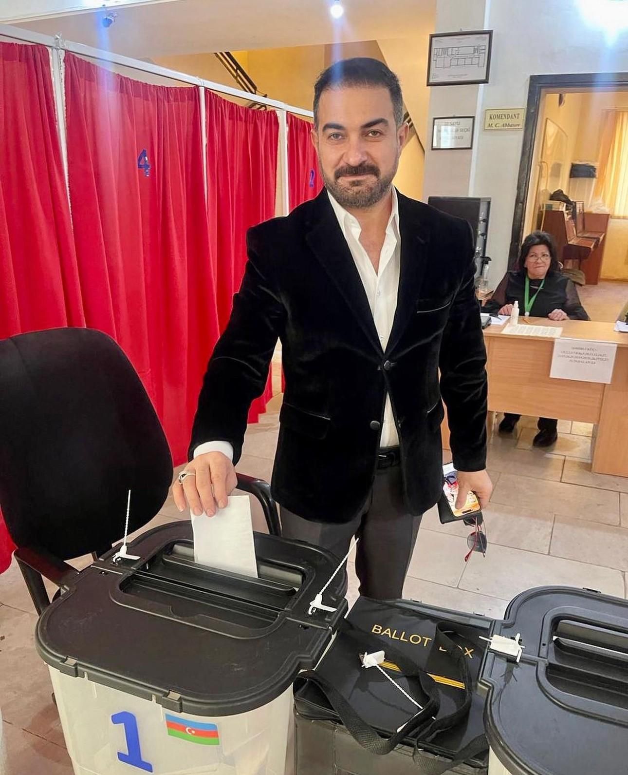 Məşhurlar səsvermədə -FOTOLAR 